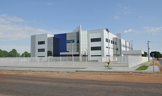 Estrutura, que possui quatro pavimentos com tecnologia e design contemporâneos, custou R$ 29,6 milhões (Foto: Samara Cordeiro)