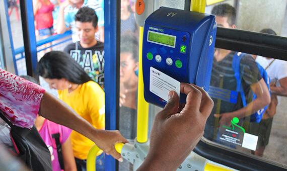 Atualmente, usuário do Boa Vista Card paga R$ 2,50 (Foto: Rodrigo Sales)