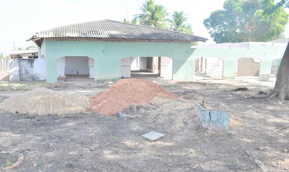 Obras do novo Centro de Referência da Mulher, que deverá ser inaugurado no próximo ano, já iniciaram (Foto: Samara Cordeiro)