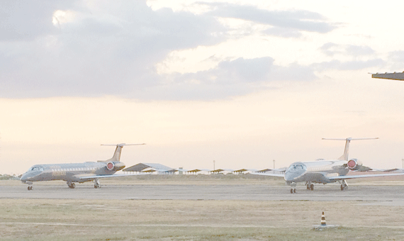 Jatos da PF aterrissaram no Aeroporto Internacional de Boa Vista ontem à tarde (Foto: Ricardo Gomes)