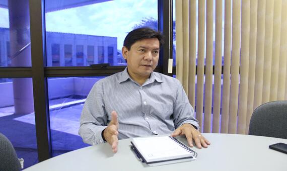 Secretário da Sefaz, Kardec Jackson, ressalta o trabalho de regularização de dívidas como fator importante na arrecadação (Foto: Samara Cordeiro)