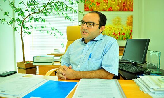 Presidente do CRM, Alexandre Marques: “Se não forem tomadas medidas de urgência, iremos interditar o IML”. (Foto: Rodrigo Sales)
