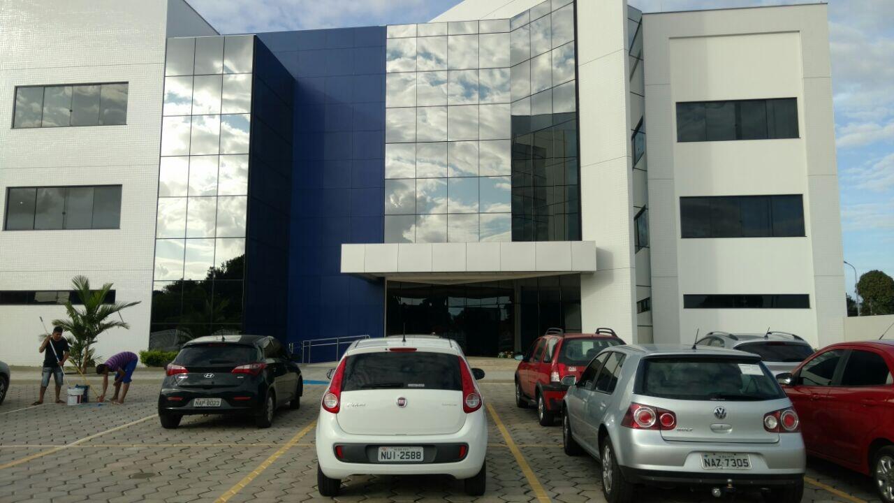 O novo prédio vai receber mais de 10 unidades das varas e juizados criminais e está localizado no bairro Caranã (Foto: A. Carvalho)
