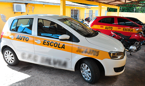 Antes de ir para as ruas nas aulas práticas, alunos terão que passar por simulador (Foto: Rodrigo Sales)