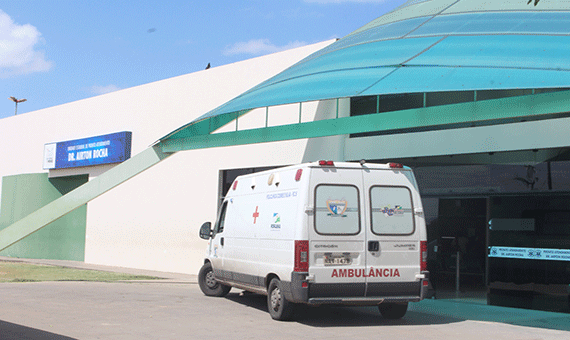 Um paciente morreu e outros três estão internados no Hospital Geral de Roraima por conta da Síndrome de Guillain-Barré (Foto: Diane Sampaio)