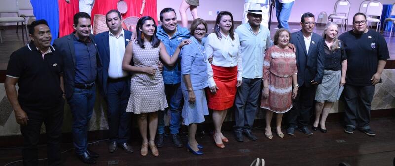 Conselheiros tomaram posse na noite de ontem, 22 (Foto: Divulgação Secom)