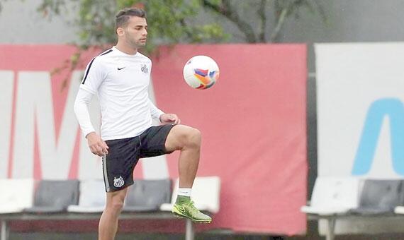 O volante roraimense no Santos, Thiago Maia, durante o treino do time alvinegro (Foto: Ivan Storti/Santos F. C.)