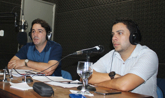 Secretário estadual de Saúde, César Penna, e secretário-adjunto de saúde, Paulo Linhares, no programa Agenda da Semana (Foto: Samara Cordeiro)