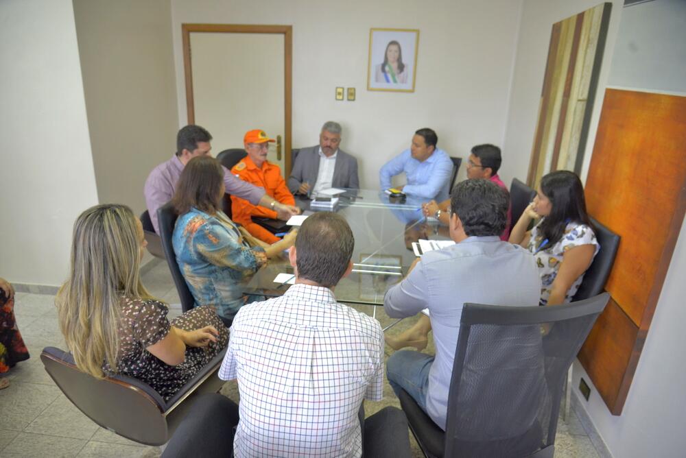 Representantes estiveram reunidos na manhã de hoje (Foto: Divulgação Secom)