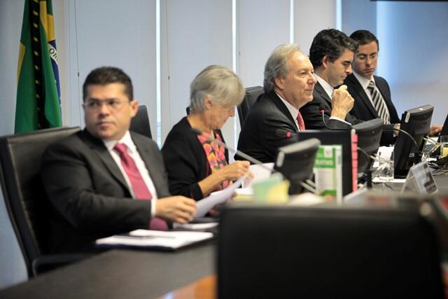 Apenas quatro conselheiros, dos 15 membros do CNJ, se manifestaram sobre a questão na sessão de hoje (Foto: Agência CNJ)