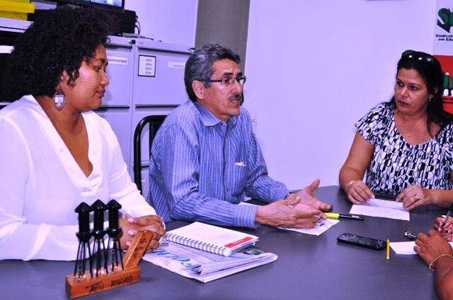 "A iniciativa visa tentar reverter uma determinação da Seed", comentou Ornildo Roberto, presidente do Sinter (Foto: Rodrigo Sales)