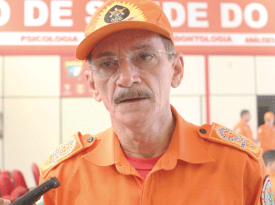 Comandante do Corpo de Bombeiros de Roraima, coronel Edivaldo Amaral (Foto: Diane Sampaio)