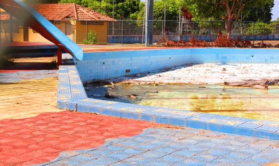 Situação de abandono é o cenário da maioria dos parques aquáticos (Foto: Diane Sampaio)