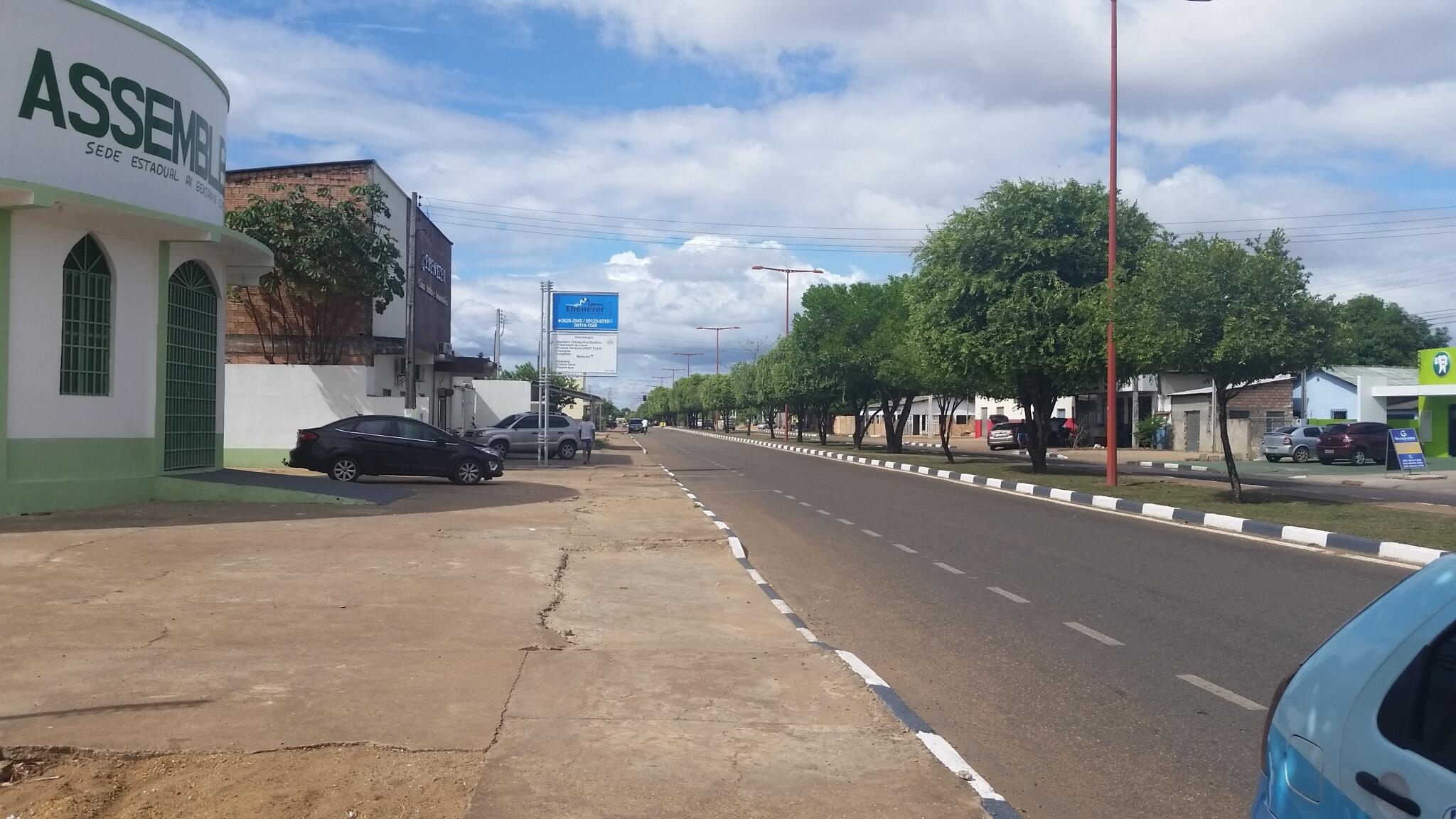 De fios para ligar microfone, mesa de som a fogão, os bandidos levaram mais de 10 itens da igreja evangélica localizada na avenida São Sebastião