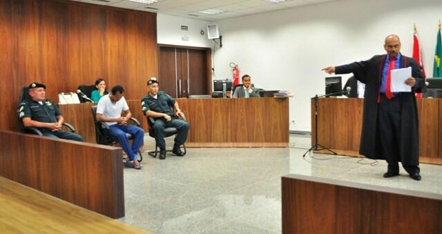A sessão do Tribunal do Juri aconteceu ontem, no novo Fórum Criminal (Foto: Rodrigo Sales)