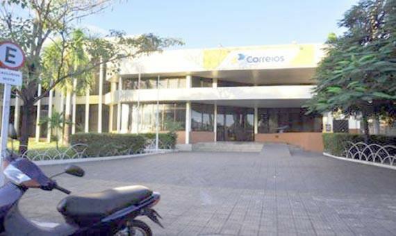 Assessoria de imprensa dos Correios negou que o problema acontece desde a semana passada. Segundo os Correios, só aconteceu hoje (Foto: Arquivo)