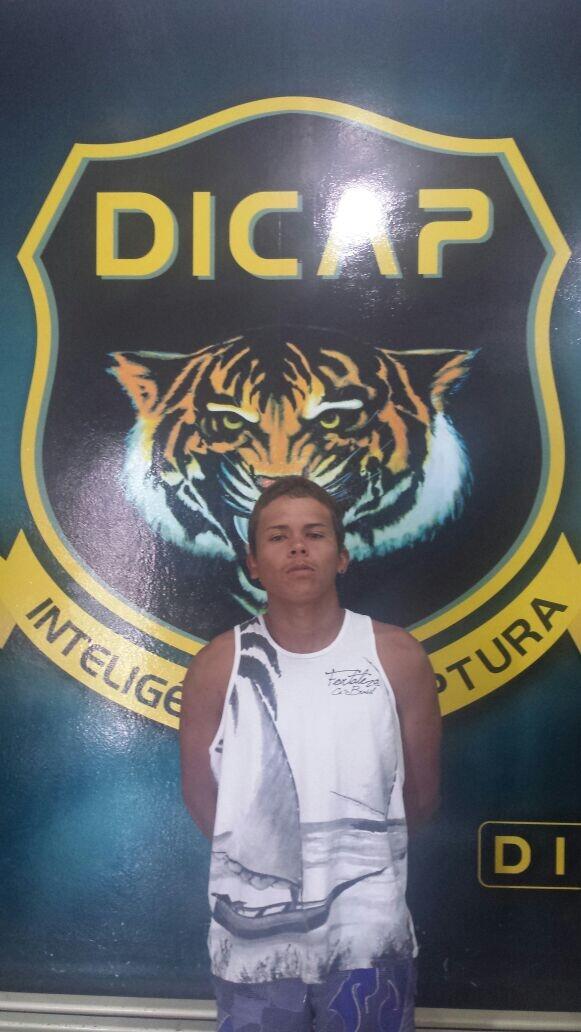 'Padeirinho' foi preso hoje, no Conjunto Cidadão (Foto: Divulgação/Dicap)
