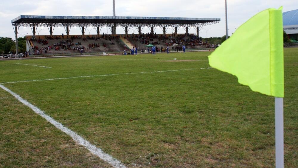 Estádio da Vila Olímpica Roberto Marinho, a casa do futebol profissional em 2016 (Foto: Lucas Luckezie)