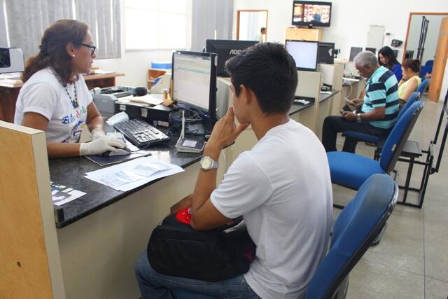 Os jovens com idade de 16 e 17 anos são o alvo da campanha 'Boa Vista 200 mil +1' (Foto: Diane Sampaio)