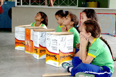 “Banda de Lata”, projeto ambiental formado por alunos da escola (Fotos Diane Sampaio)