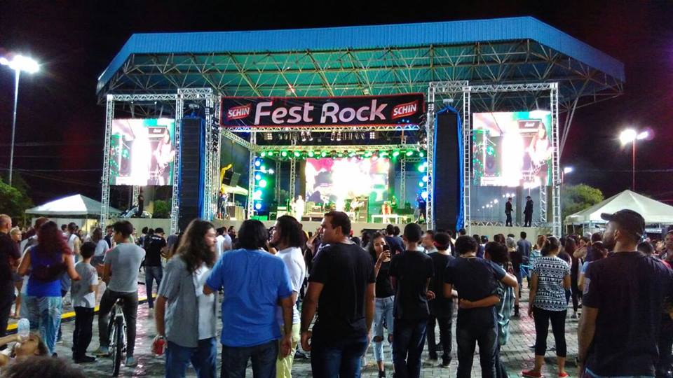 Sete bandas se revezarão no palco da Praça Velia Coutinho (Foto: Vinicius Tocantins)