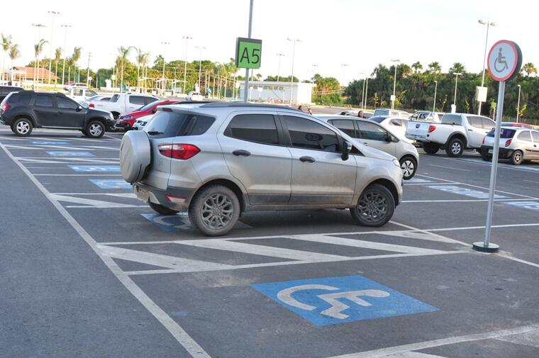 A cobrança segue a orientação da Associação Brasileira de Shopping Centers (Foto: Rodrigo Sales)