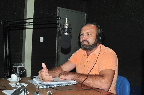 Francisco Figueira disse que uma assembleia geral será realizada no sábado, 14, para definir, junto aos servidores, a possibilidade de uma paralisação (Foto: Samara Cordeiro)