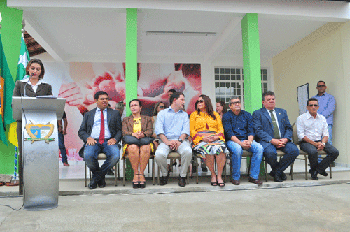 Inauguração da Casa da Gestante ocorreu na manhã de ontem, com a presença da governadora Suely Campos (Foto: Diane Sampaio)