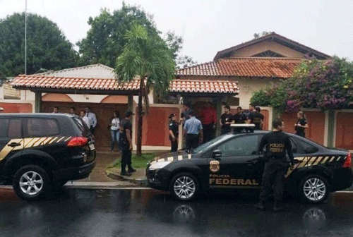 Policiais federais foram à casa de Neudo Campos tentar cumprir mandado de prisão (Foto: Divulgação)