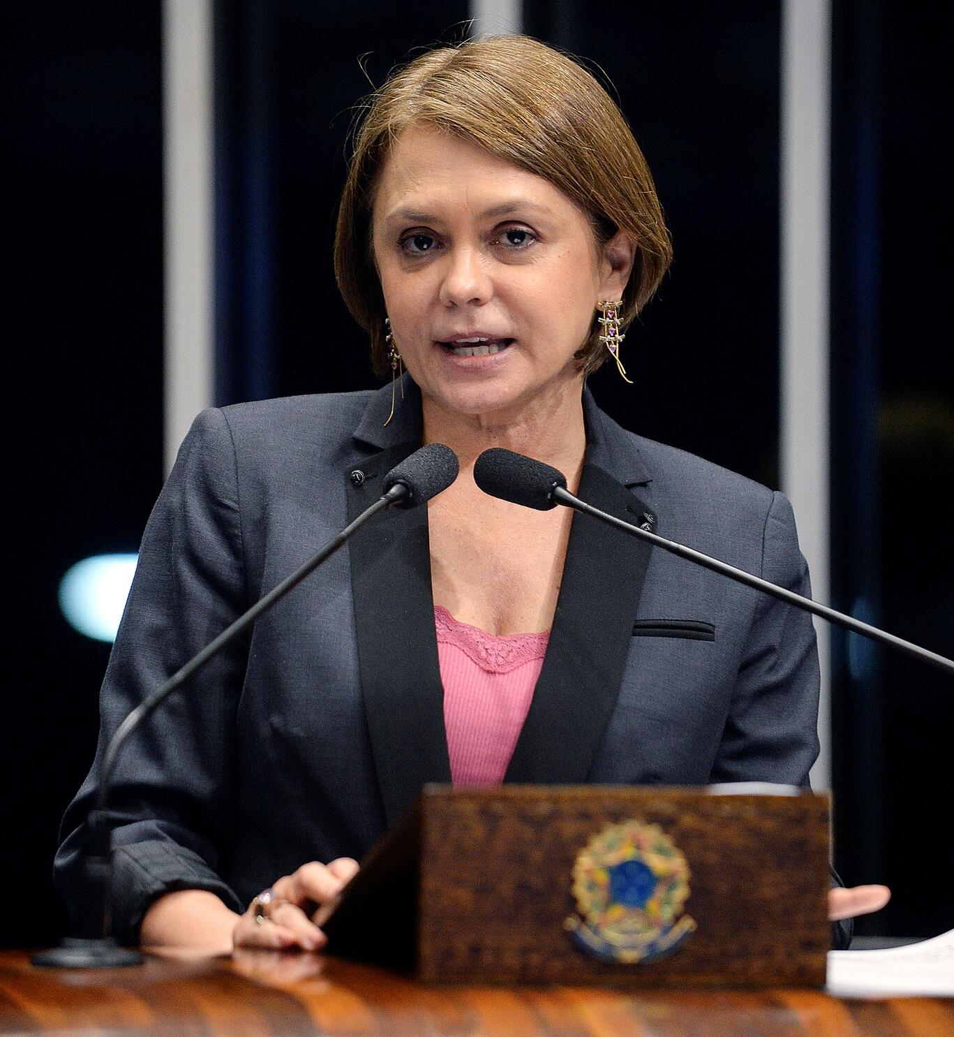 A senadora pede um posicionamento do atual ministro (Foto: Divulgação)
