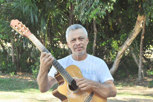 George Farias: Suas músicas fazem sucesso na voz da nova geração (Fotos Rodrigo Sales)