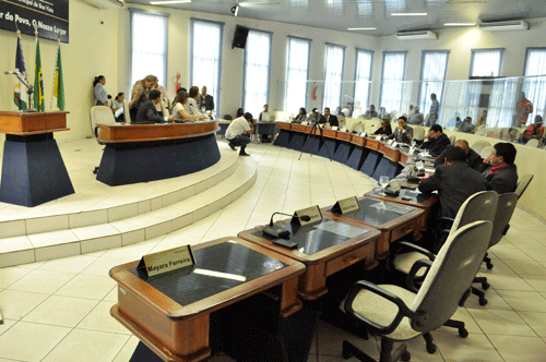 Vereadores foram à tribuna na sessão de ontem para anunciar pré-candidaturas (Foto: Arquivo/Folha)