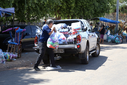 Produtos contrabandeados apreendidos pela Receita Federal nas feiras de Boa Vista (Foto: Arquivo/Folha)