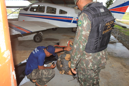 Peças de aeronaves também passaram por inspeção e foram apreendidas (Foto: Divulgação)