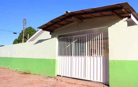 Sede da Associação Municipal de Dislexia e TDAH fica no bairro Pintolândia (Foto: Diane Sampaio)