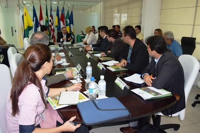 Representantes dos estados da Amazônia Legal discutem entraves em encontro da Sudam (Foto: Divulgação)