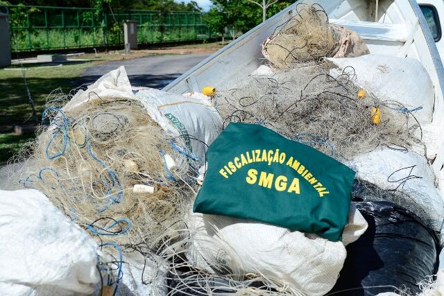 Materiais apreendidos estão retidos na sede da SMGA (Foto: Divulgação)