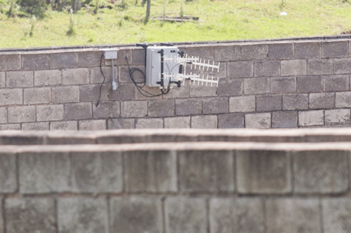 Em 2016, já foram apreendidos aproximadamente 350 celulares nas unidades prisionais de Roraima (Foto: Arquivo/Folha)