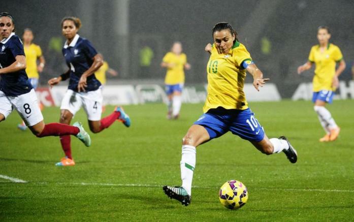 Seleção Canarinho encara a Austrália, pelas quartas de final do futebol feminino (Foto: AFP)