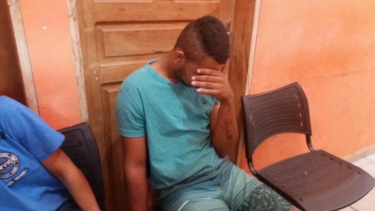 Theones Reis, 21 anos, alugava arma para assaltantes da capital (Foto: João Barros)