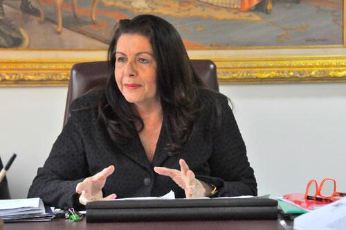 Governadora Suely Campos: “Foram mais de 40 reuniões realizadas em Brasília até a assinatura do acordo” (Foto: Arquivo/Folha)