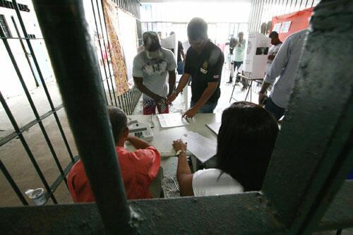 De acordo com informações preliminares, apenas 77 presos poderão votar neste ano (Foto: Divulgação)