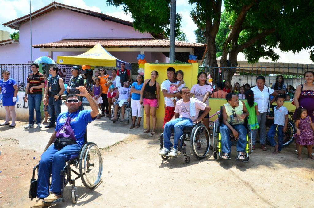 Além da distribuição de brinquedos, Anjos de Luz almoço de aniversário (Foto: Divulgação)