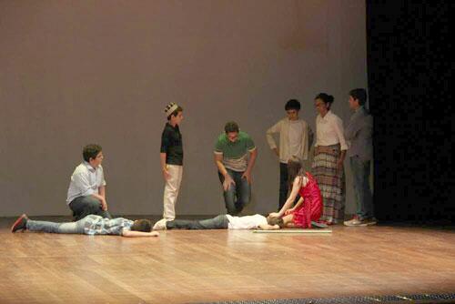 Espetáculo exibirá quatro cenas mais votadas durante a I Mostra Sesc de Teatro (Foto: Divulgação)