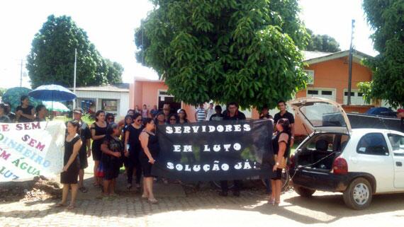 Servidores do município intensificaram protestos na quarta-feira, 21 (Foto: Divulgação)