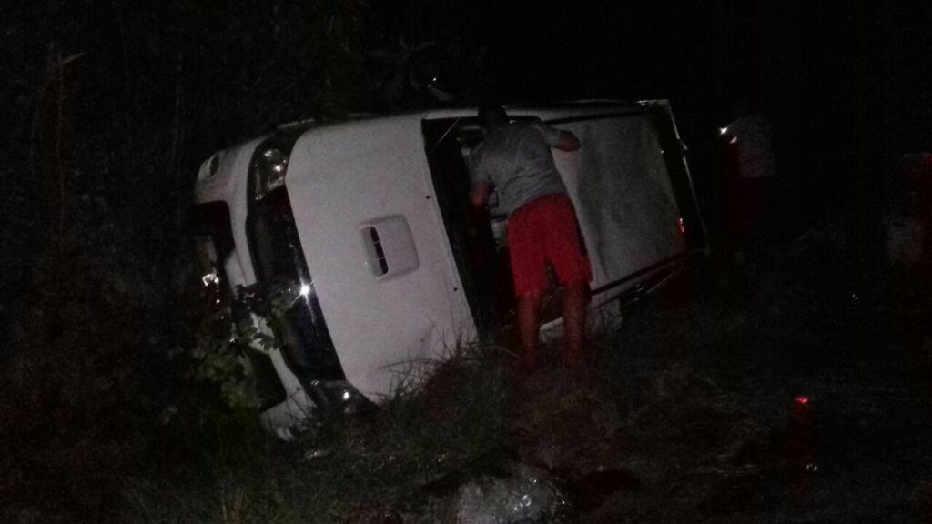Veículo que levava o vereador Thiago Saraiva capotou enquanto subia a serra do Tepequém (Foto: Divulgação)