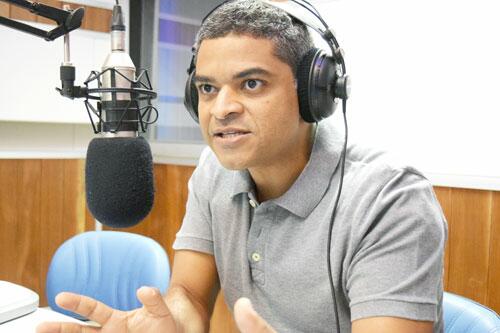 “O plano diretor é um documento que cria uma meta, uma rota para o crescimento da cidade”, disse Linoberg Almeida (Foto: Diane Sampaio)