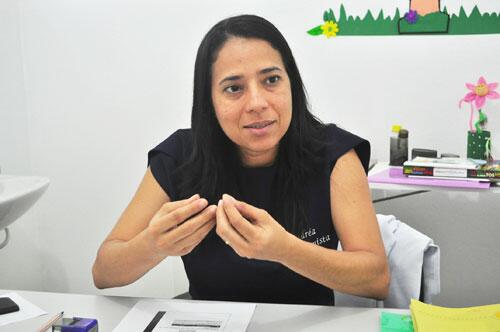 Nutricionista Andréa Oliveira, “Uma alimentação regada de frutas e verduras é primordial para o desenvolvimento da criança” (Foto: Thirza Perim)