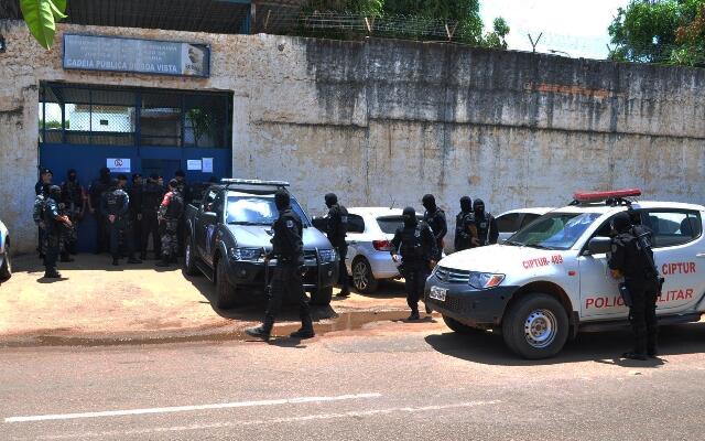 Policiamento é reforçado na Cadeia Pública (Foto: Thirza Perim)