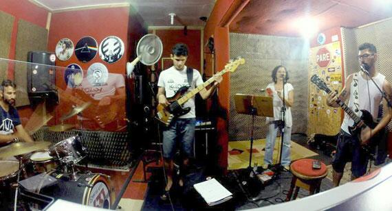 Banda Caxiri Atômico apresenta o especial Os Mutantes (Fotos: Divulgação)